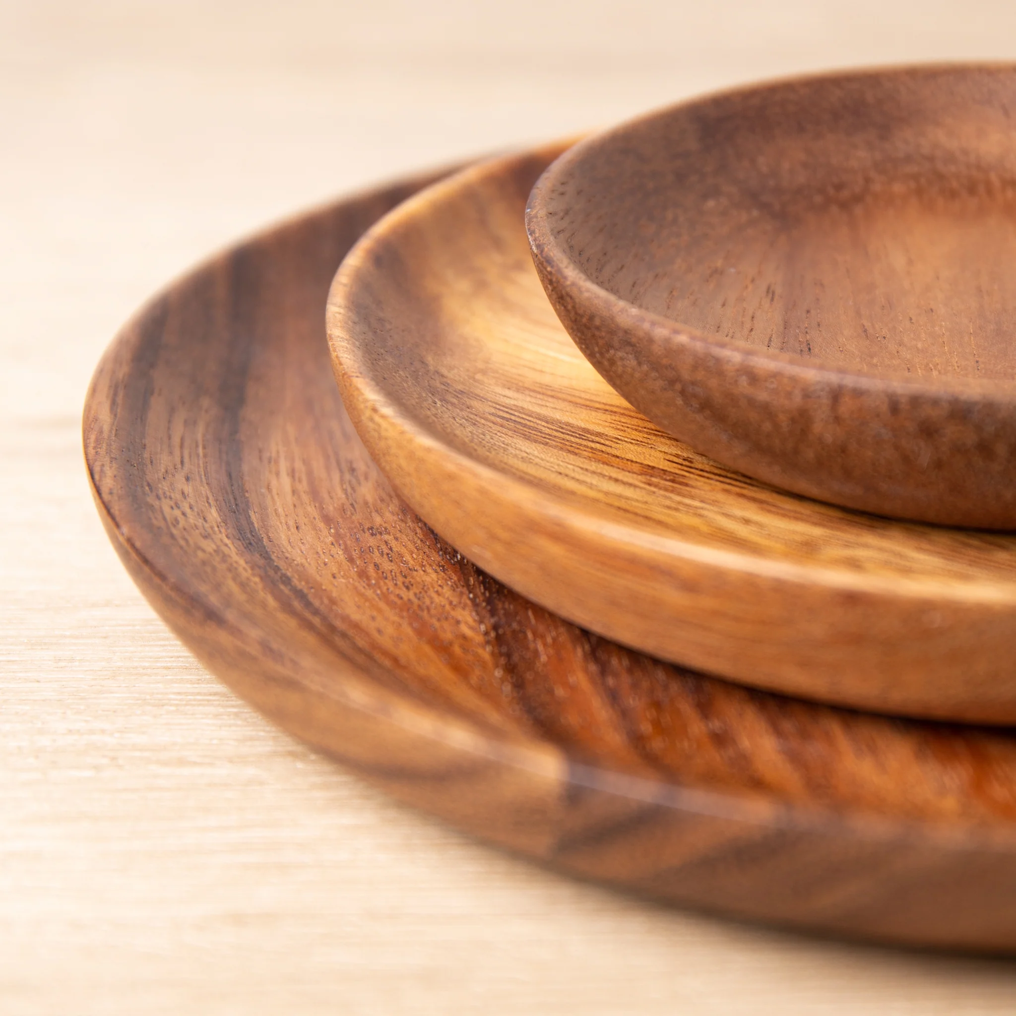 wooden-tableware